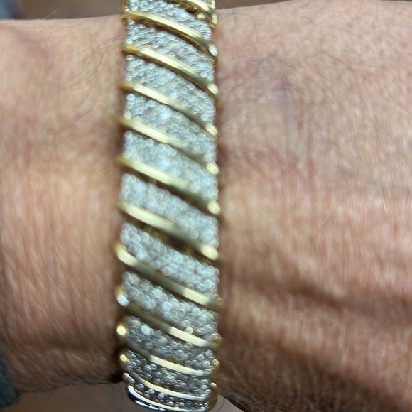 14K Solid Gold Diamonds Bracelet - Picture 8 of 8